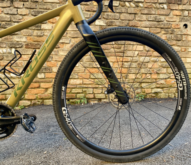 Gravel Kross Esker 6.0 2x12v 2025 - immagine 4